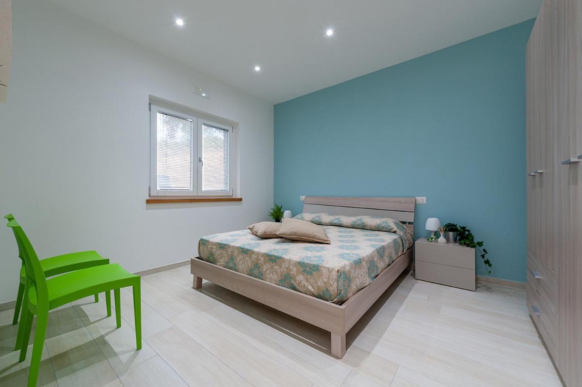 Tenuta Carruba Apartment Поликастро Бусентино Екстериор снимка